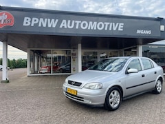 Opel Astra - 1.6-16V Edition