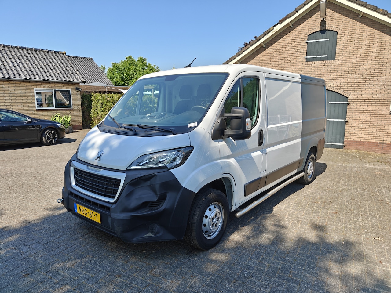 Peugeot Boxer - 2.2 BlueHDi 120 L2H1 3.0t AIRCO BJ 2022 - AutoWereld.nl