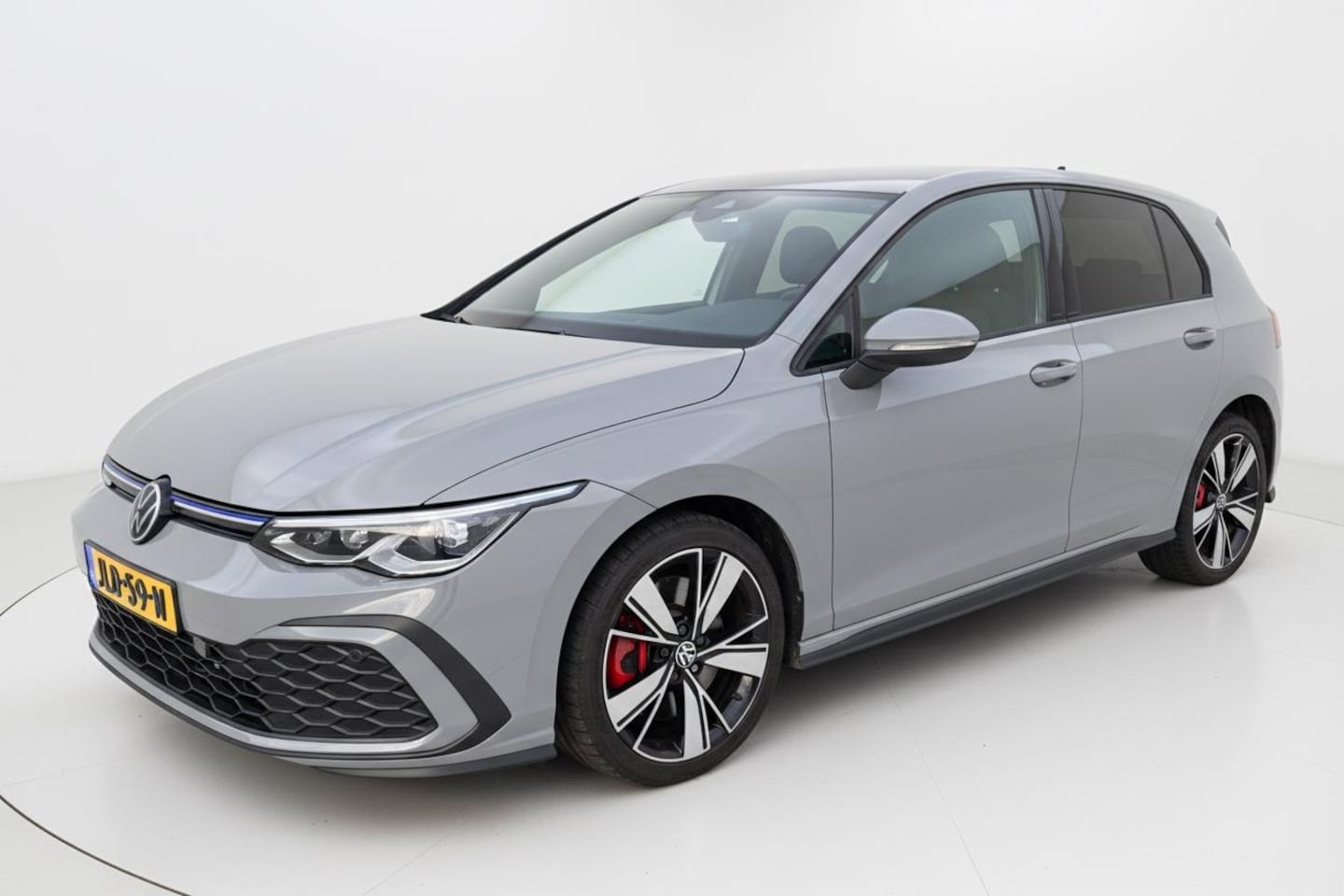Volkswagen Golf - 8 GTE Travel Assist,Ambiente,18" Bakersfield LM - AutoWereld.nl