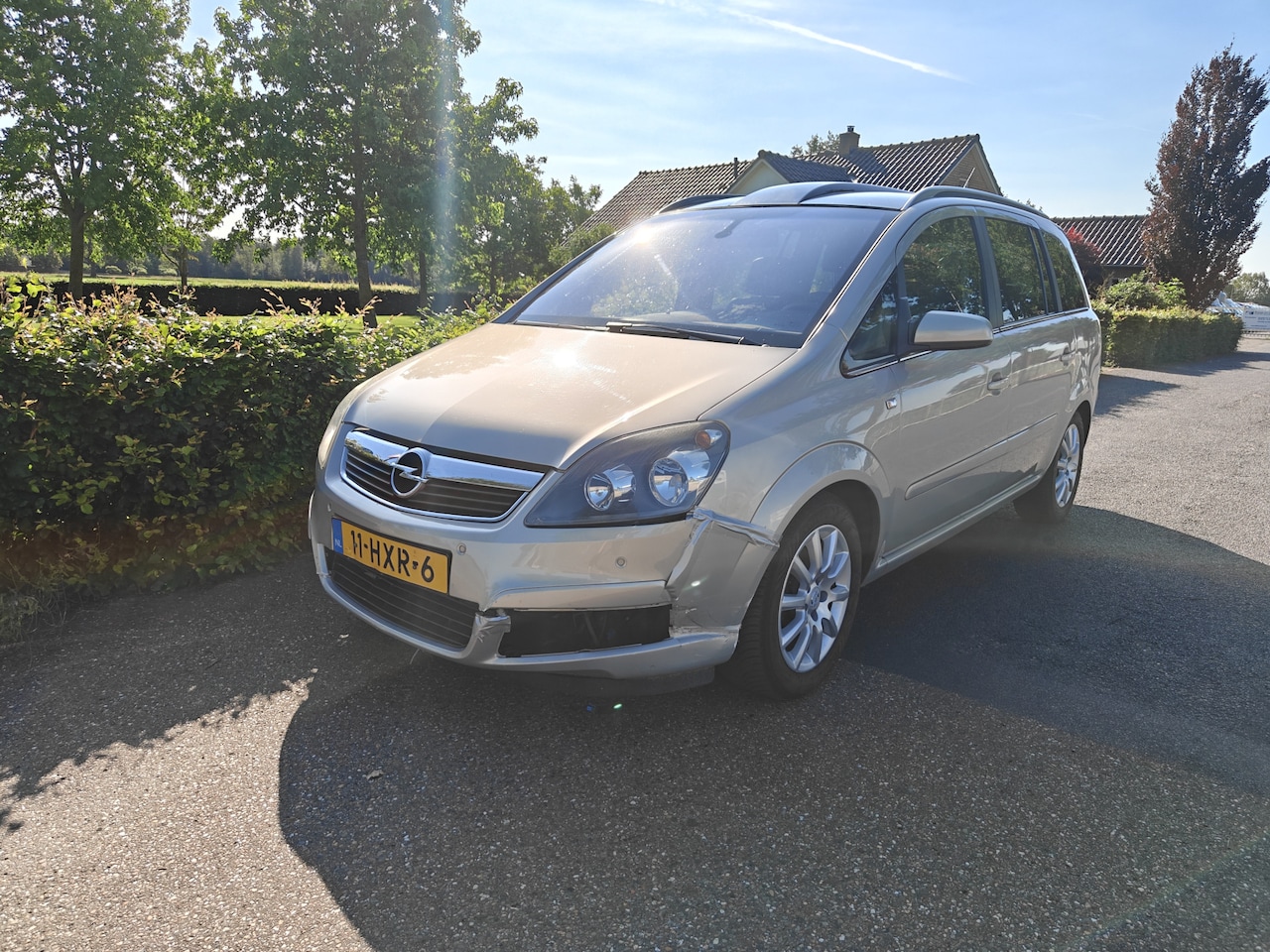 Opel Zafira - 1.6 Cosmo CLIMA/PANO BJ 2009 - AutoWereld.nl