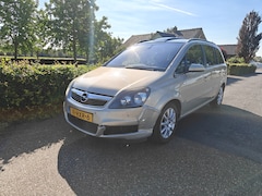Opel Zafira - 1.6 Cosmo CLIMA/PANO BJ 2009