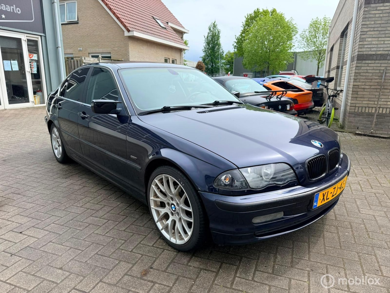 BMW 3-serie - 323i Executive 323i Executive - AutoWereld.nl