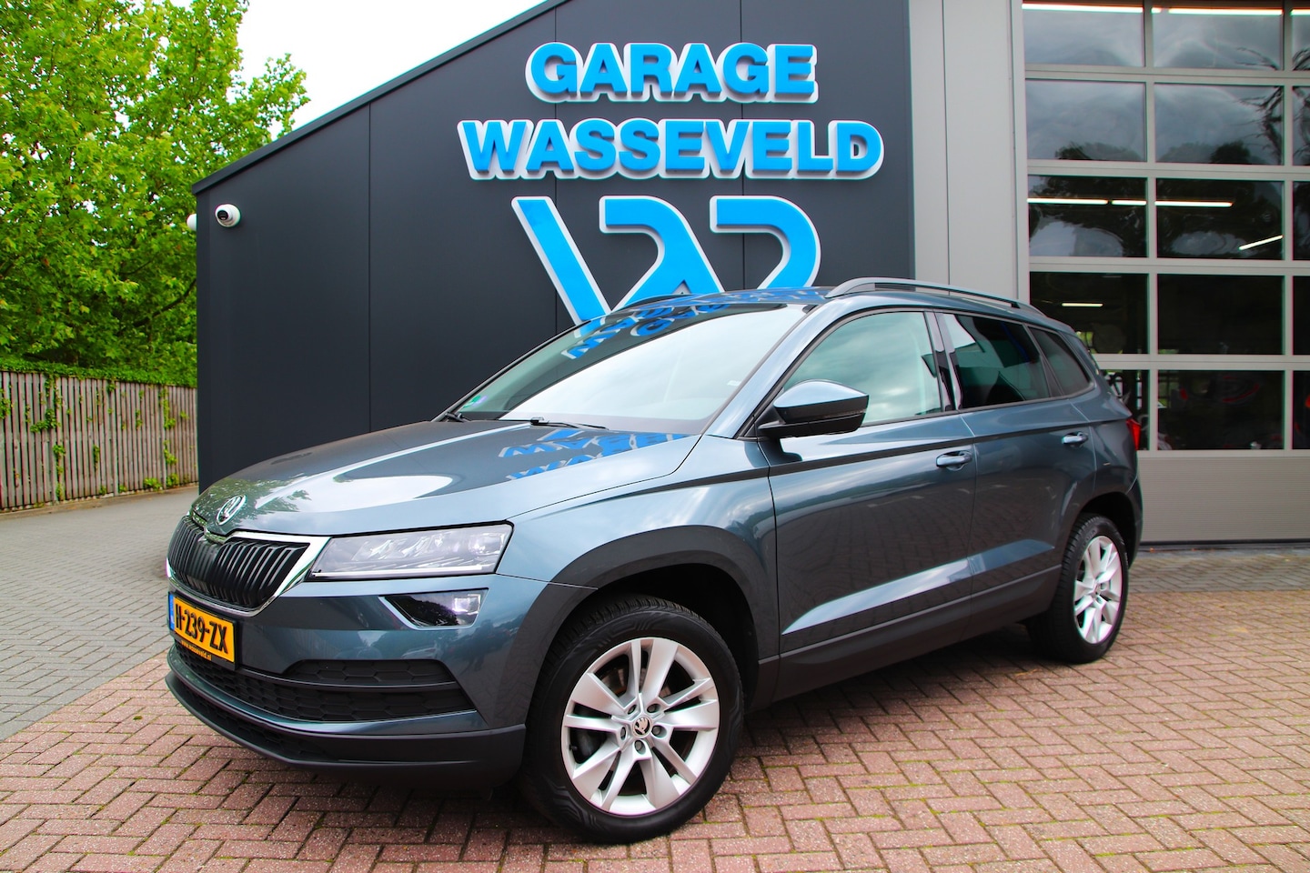 Skoda Karoq - 1.0 TSI Style 115PK Camera/Sensoren/Carplay/Navi/Led - AutoWereld.nl