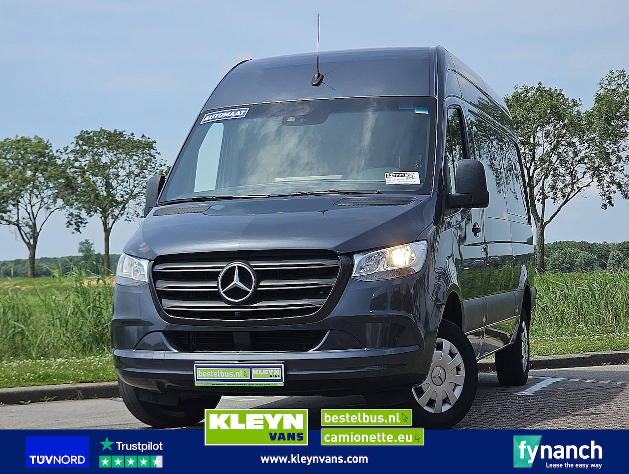 Mercedes-Benz Sprinter - 317 L2H2 Mbux10 Navi - AutoWereld.nl