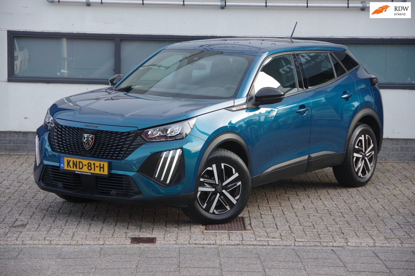 Peugeot 2008 - 1.2 Hybrid 136 Style 1.2 Hybrid 136 Style - AutoWereld.nl