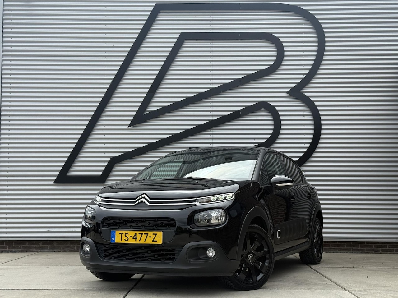 Citroën C3 - 1.2 PureTech S&S Shine 2e Eigenaar|Navi|Pano|Camera|Clima|Cruise|N.A.P|Nieuwe APK bij Afle - AutoWereld.nl
