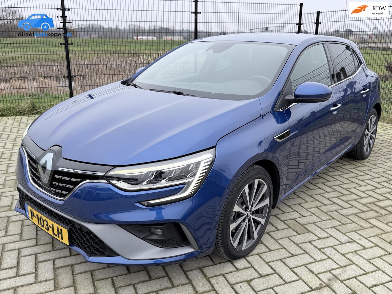 Renault Mégane E-Tech - Estate 1.6 Plug-In Hybrid 160 R.S. Line | Camera | PDC | Keyless | - AutoWereld.nl