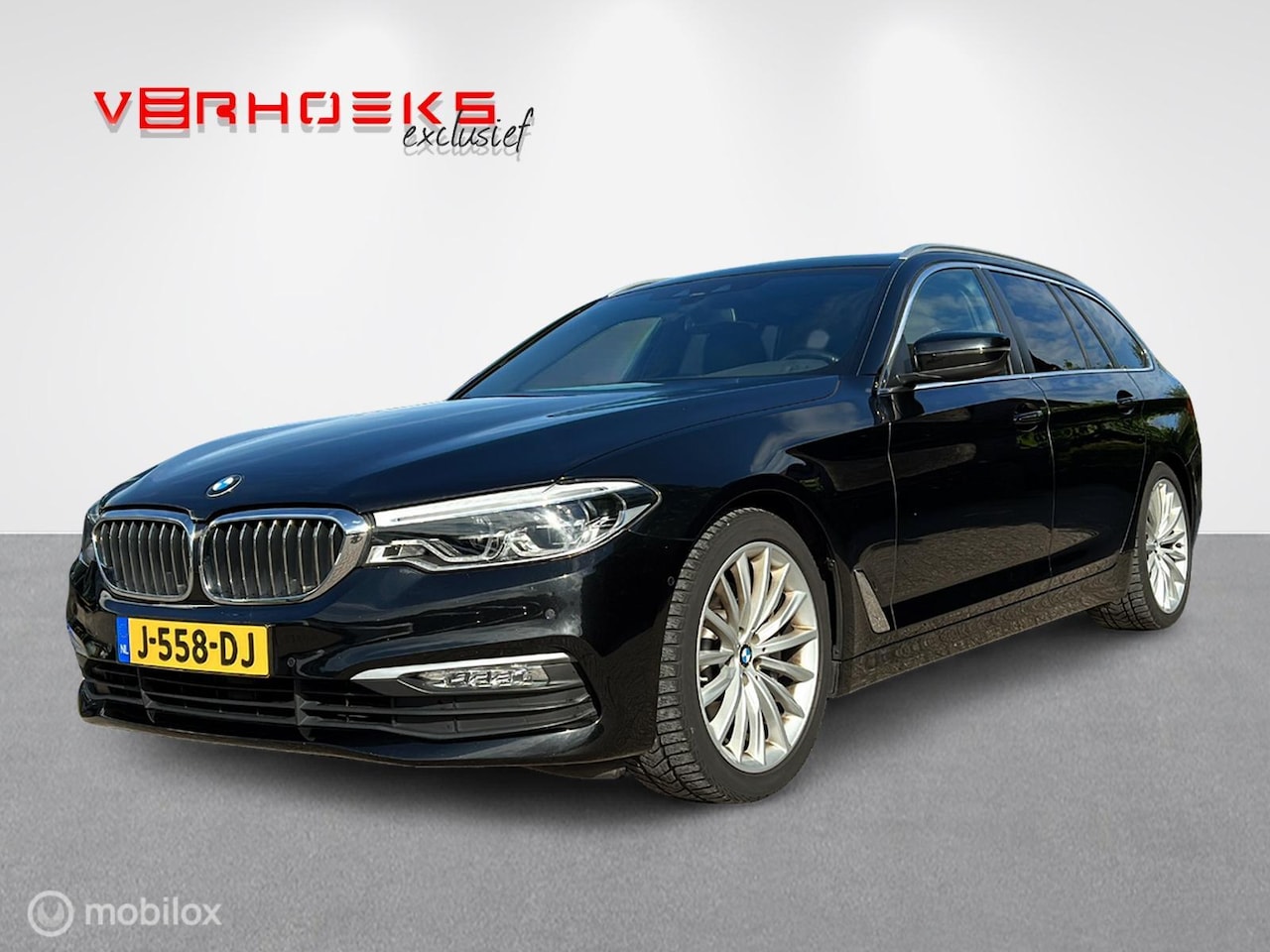 BMW 5-serie Touring - 530i High Exec/Pano/Head Up/Leer/19"/LED - AutoWereld.nl