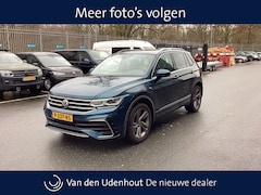 Volkswagen Tiguan - 1.4 TSI 245pk eHybrid R-Line Business+ / Panoramadak / Keyless / Trekhaak