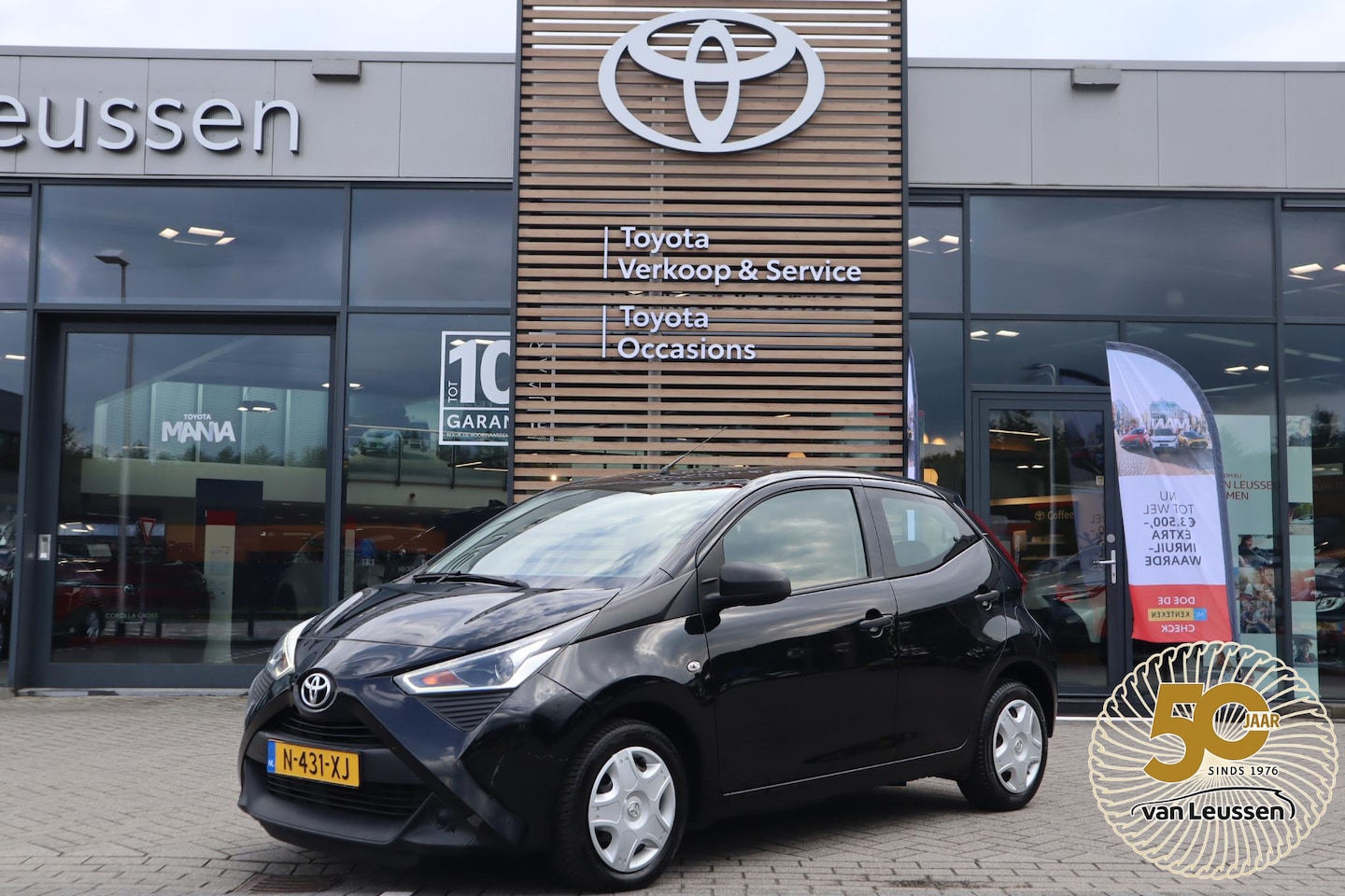 Toyota Aygo X - X-FUN 5-DEURS AIRCO NL-AUTO EL-RAMEN BLUETOOTH DEALER-ONDERHOUDEN - AutoWereld.nl