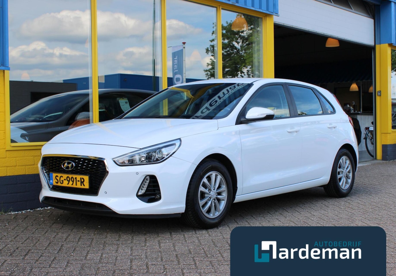Hyundai i30 - 1.0 T-GDI Comfort Carplay Camera - AutoWereld.nl