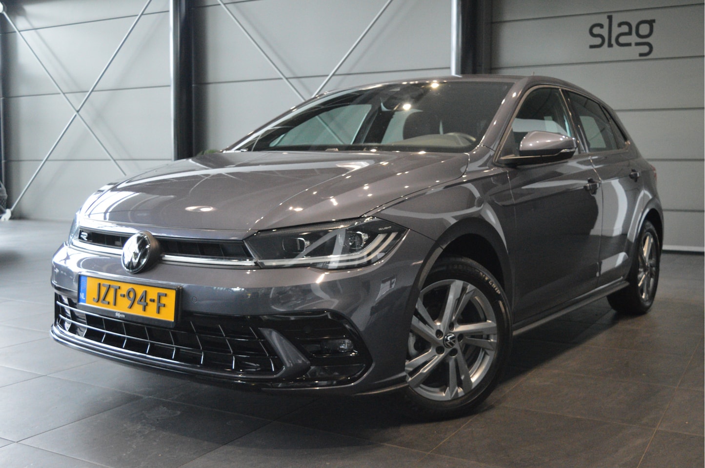 Volkswagen Polo - 1.0 TSI 2X R-LINE navi clima cruise camera led pdc !! - AutoWereld.nl