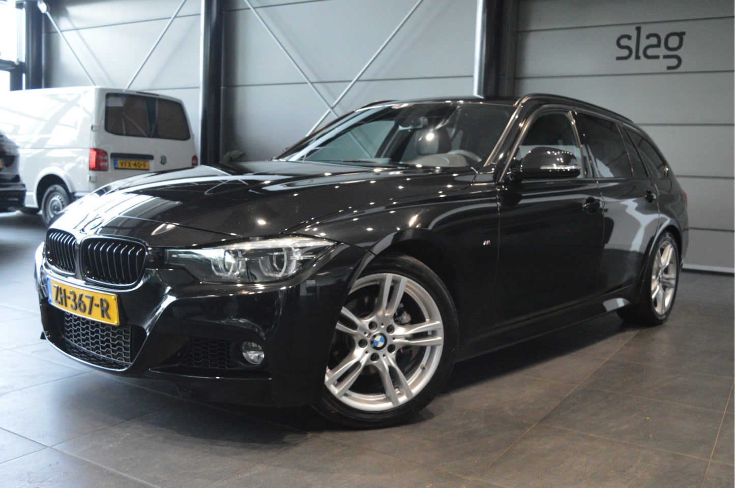BMW 3-serie Touring - 318i M Sport navi clima cruise led leer 18 inch !! - AutoWereld.nl