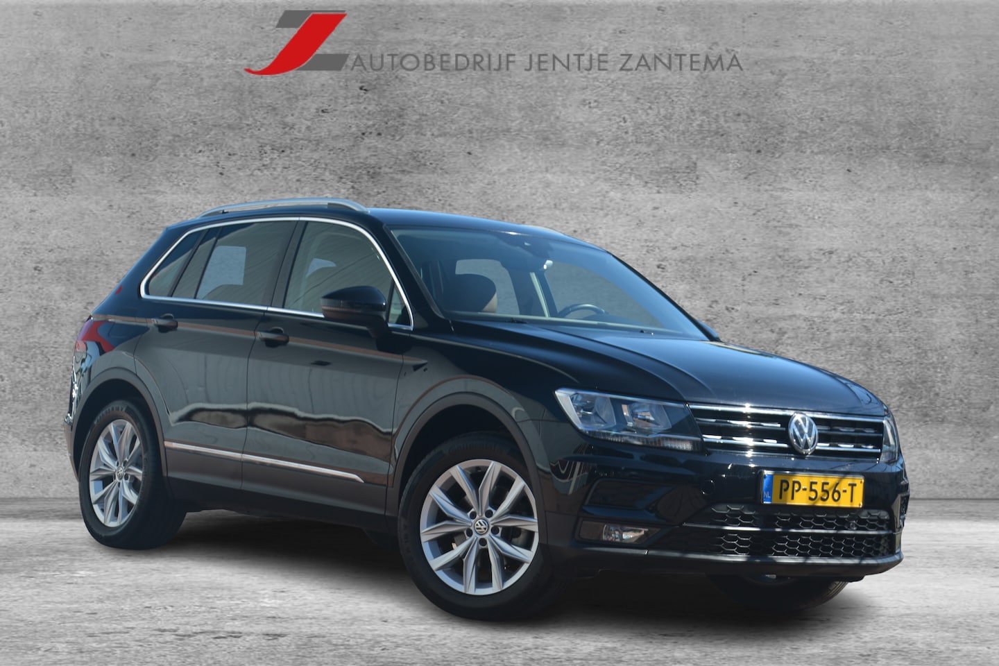 Volkswagen Tiguan - 1.4 TSI ACT Comfortline Business | Navigatie | Apple Carplay/Android Auto | Leer | Panoram - AutoWereld.nl
