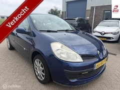 Renault Clio - 1.6-16V Dynamique Luxe