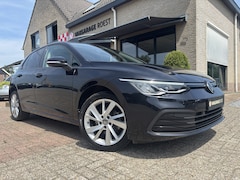 Volkswagen Golf - 5DRS 1.0 eTSI Automaat Life Business Carplay / Full LED / Digi-dash