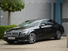 Mercedes-Benz E-klasse - 200 AVANTGARDE | AUTOMAAT | SCHUIFDAK | NIGHT PAKKET | SFEERVERL | CARPLAY | LED | CAMERA
