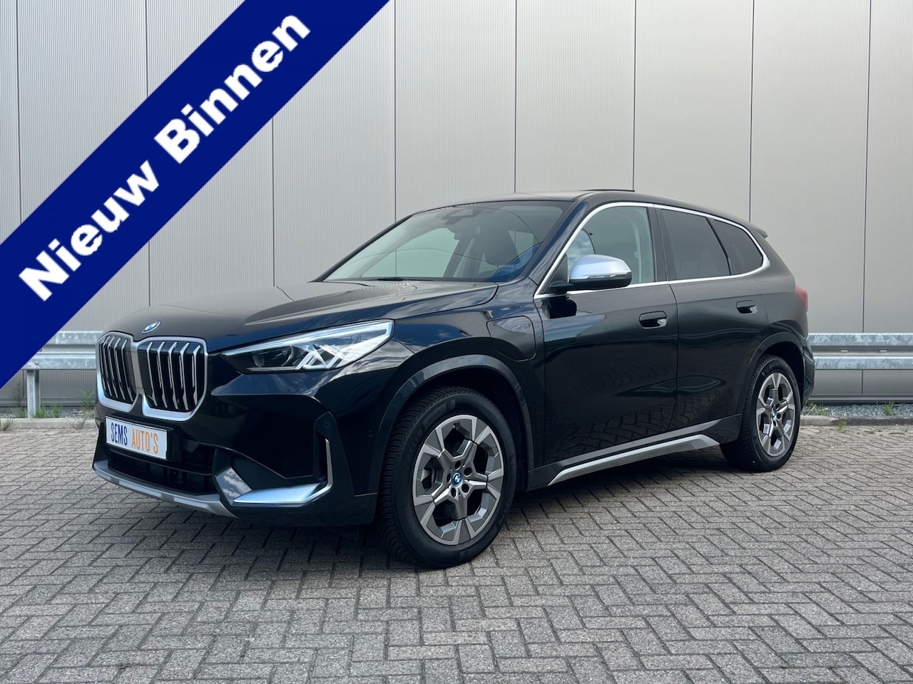 BMW X1 - xDrive25e Panorama dak / Electr.Trekhaak / NAP - AutoWereld.nl