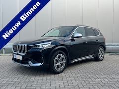 BMW X1 - xDrive25e Panorama dak / Electr.Trekhaak / NAP
