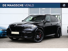 BMW X5 - xDrive45e M Sport Automaat / Panoramadak / Trekhaak / Sportstoelen / Achteruitrijcamera /