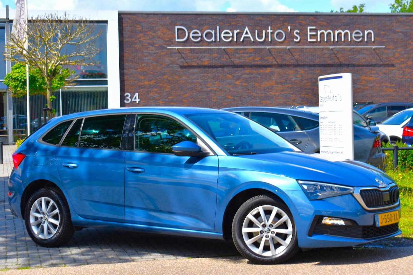 Skoda Scala - 1.0 TSI ECC LMV NAVI CRUISE CAMERA - AutoWereld.nl