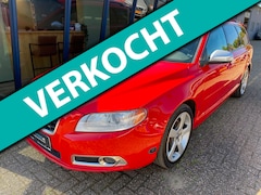 Volvo V70 - 2.5FT R-Design 230PK Automaat