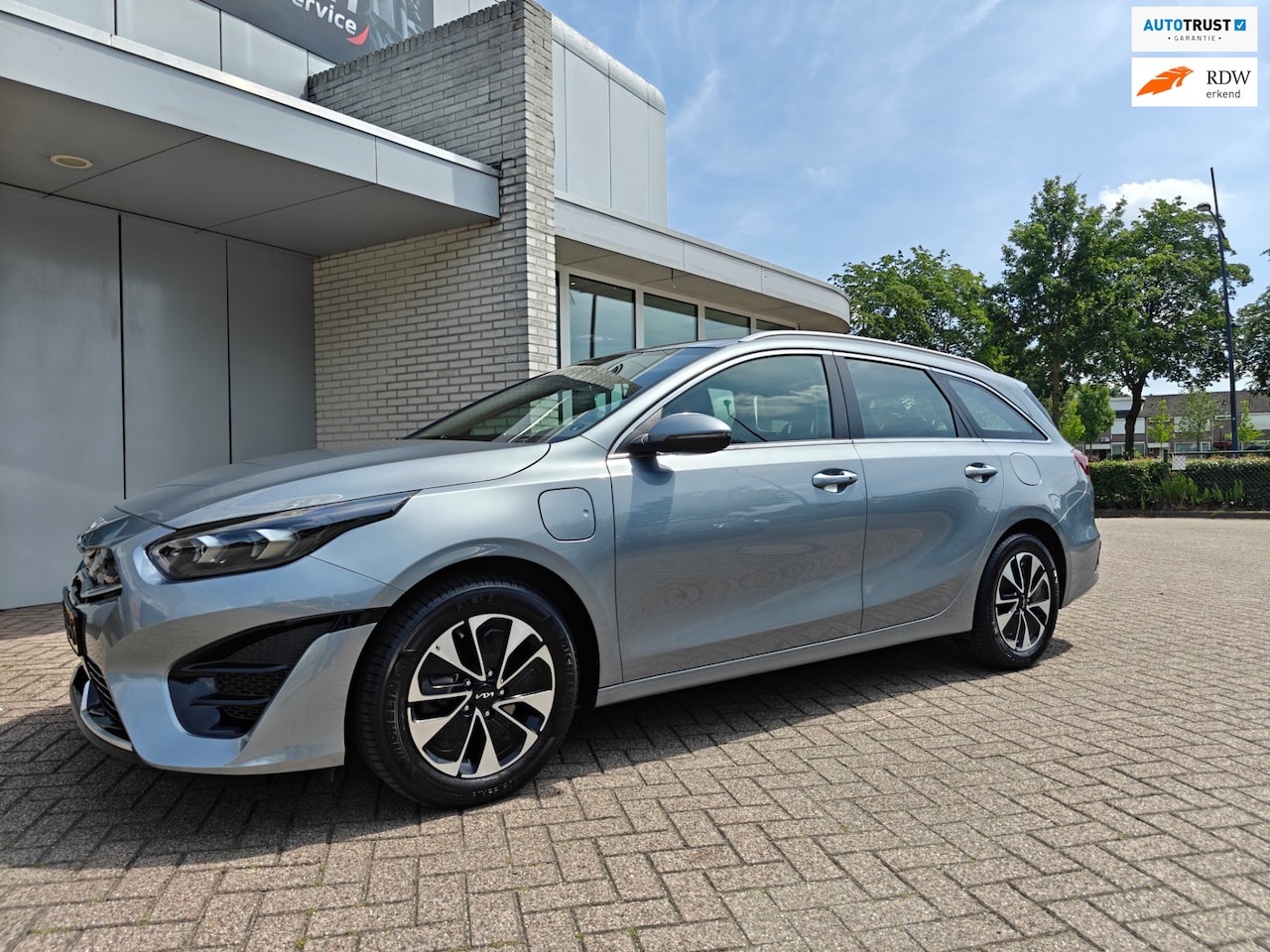 Kia Cee'd Sportswagon - Ceed 1.6 GDI PHEV DynamicPlusLine / Full Led / Carplay - ECC / Eerste eigenaar! - AutoWereld.nl