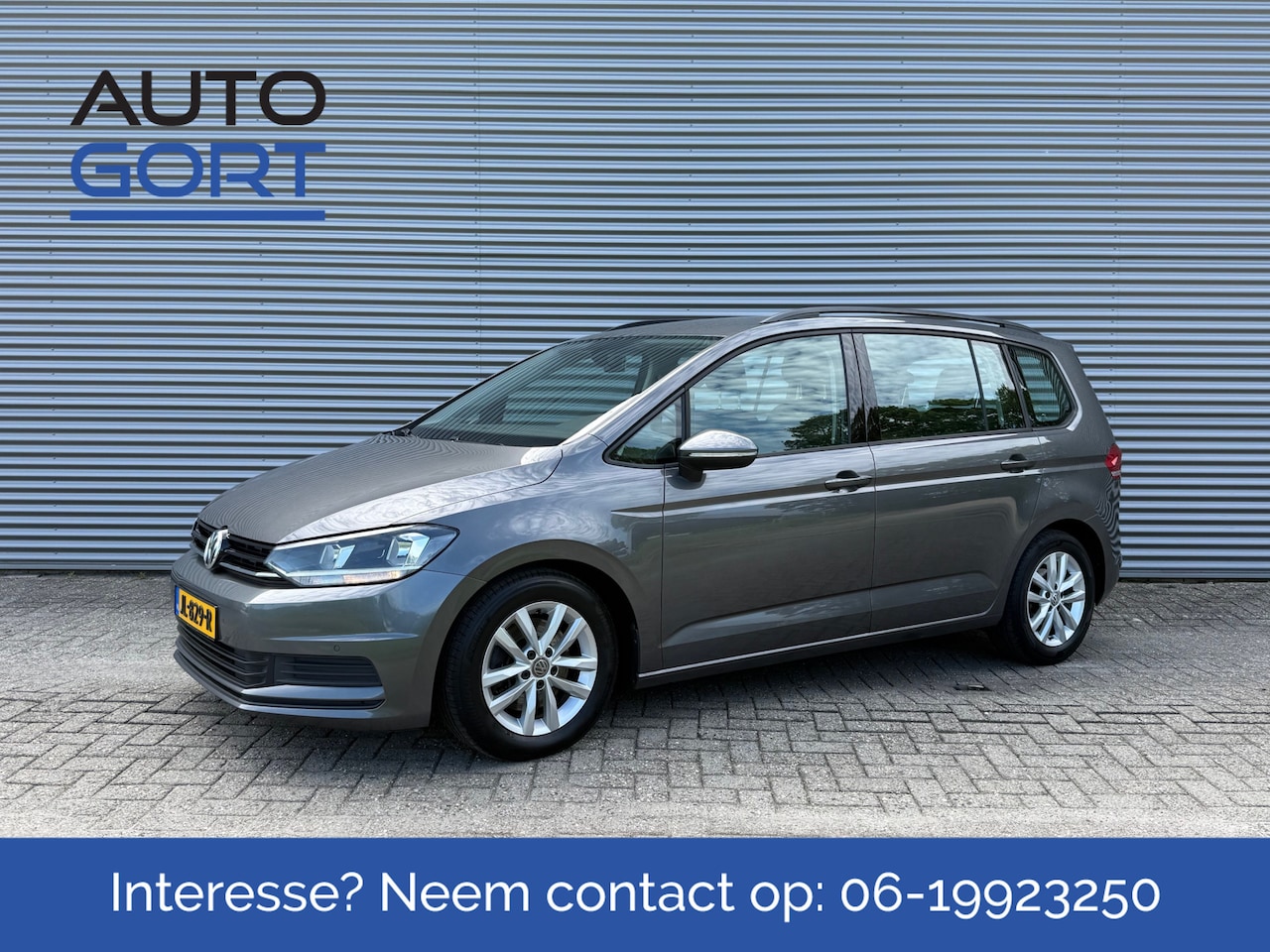Volkswagen Touran - 1.2 TSI Comfortline 7pers. | Navi | Trekhaak | Clima | Parkeersens v+a | - AutoWereld.nl