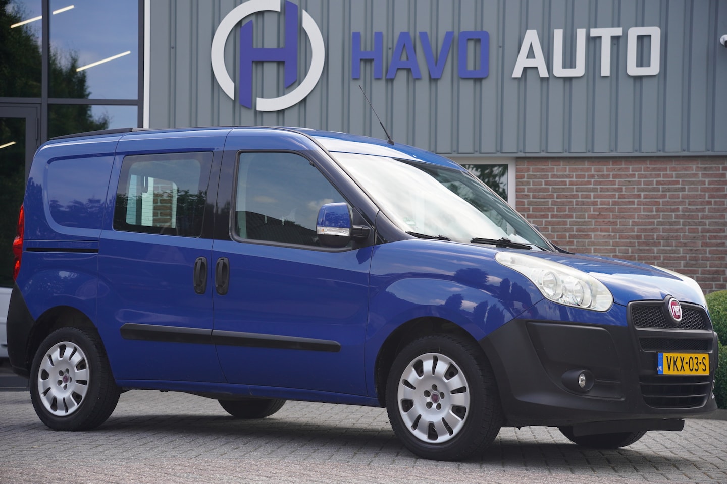 Fiat Doblò - 1.4-16V, TREKHAAK, BTW-VRIJ / MARGE - AutoWereld.nl