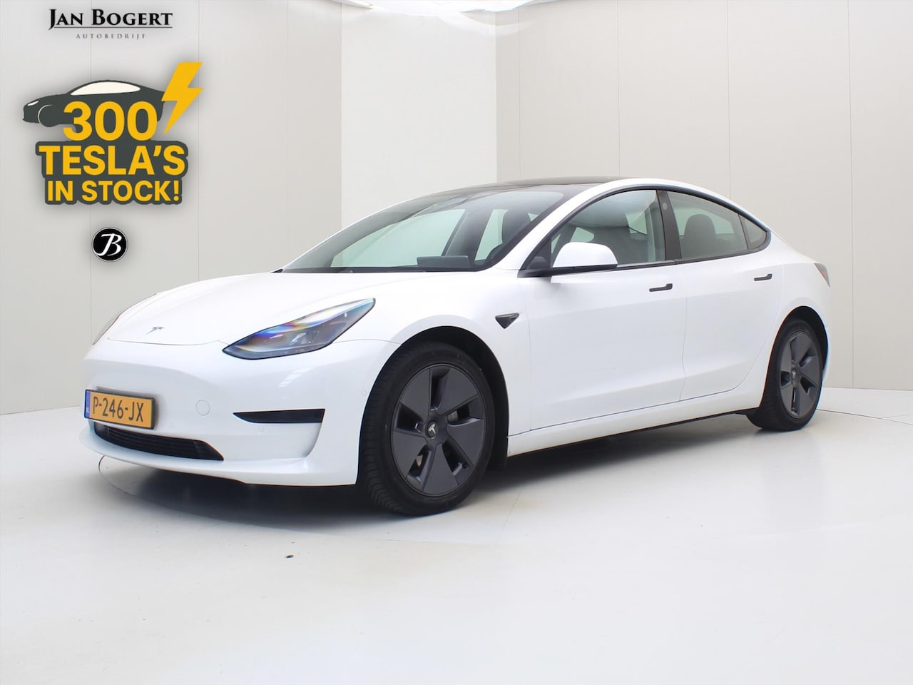 Tesla Model 3 - Standard RWD Plus FACELIFT [ LFP-ACCU+WARMTEPOMP+AUTOPILOT+60 kWh+PREMIUM AUDIO ] - AutoWereld.nl