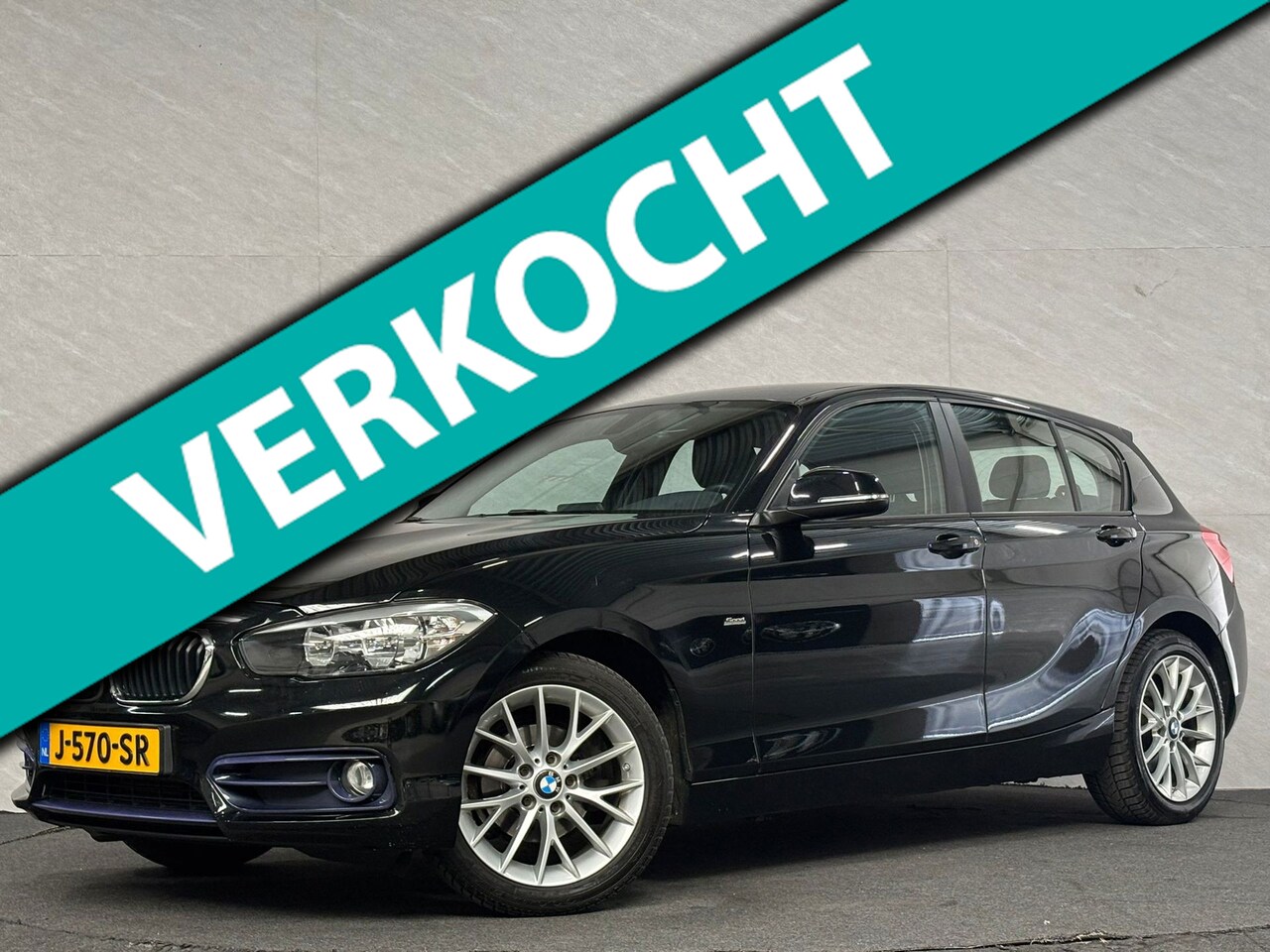 BMW 1-serie - 116i Sport Navi Pdc 6 bak stoelverwarming - AutoWereld.nl