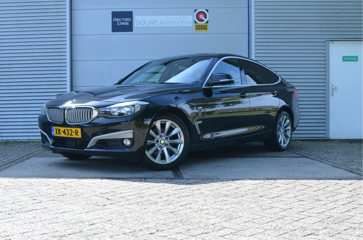 BMW 3-serie Gran Turismo - 320i High Executive Pano, 17" Aluminium Velgen - AutoWereld.nl