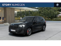 BMW X1 - xDrive25e M Sport Automaat / Panoramadak / Trekhaak / Sportstoelen / Adaptieve LED / M Ada