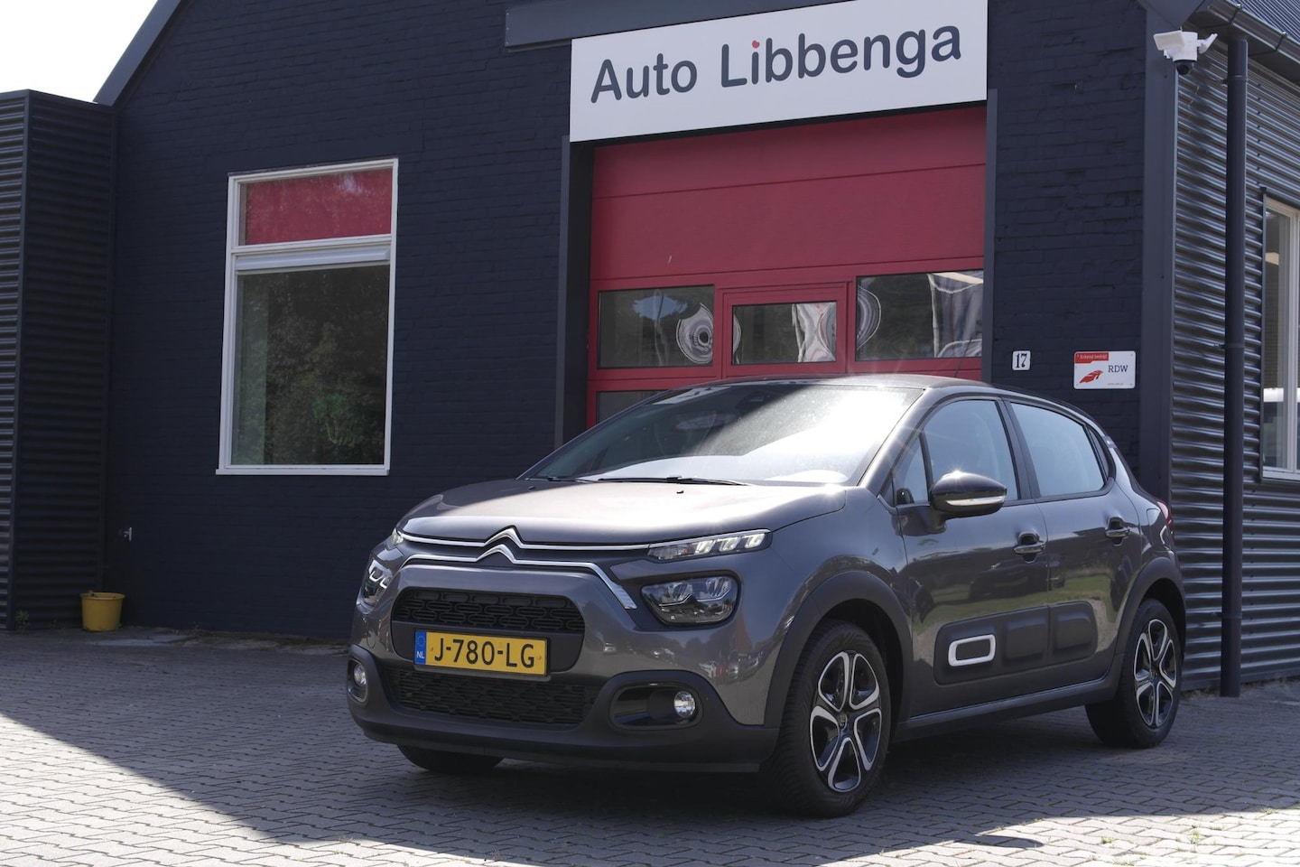 Citroën C3 - 1.2 PureTech Feel CLIMATE CONTROL, STUURBEKR., CENTR. VERGR., NAVIGATIE, APK TOT MAART 202 - AutoWereld.nl