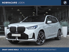 BMW X3 - 30e xDrive M Sport Automaat / Panoramadak / Trekhaak / Sportstoelen / Adaptief onderstel /