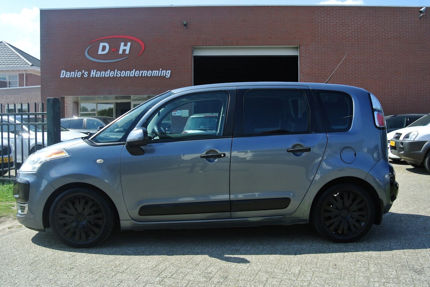 Citroën C3 Picasso - 1.4 VTi Aura airco inruil mogelijk nap - AutoWereld.nl