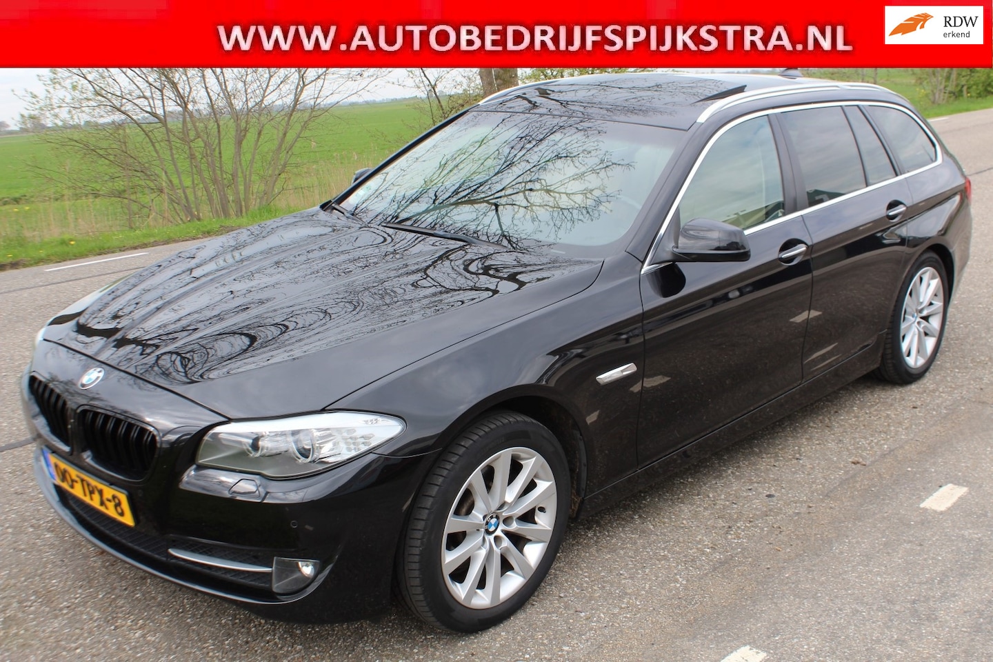 BMW 5-serie Touring - 523i High Executive // 6 cilinder // - AutoWereld.nl