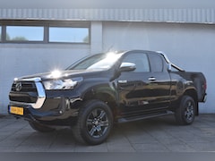 Toyota HiLux - 2.4 D-4D Xtra Cab Professional Automaat 150pk | Achteruitrijcamera | Trekhaak | Cruise con