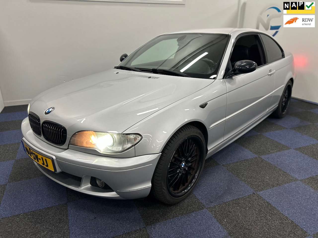BMW 3-serie Coupé - 318Ci Special Executive / AUTOMAAT / DEALER ONDERHOUDEN / MULTIEMEDIA-NAVI - AutoWereld.nl