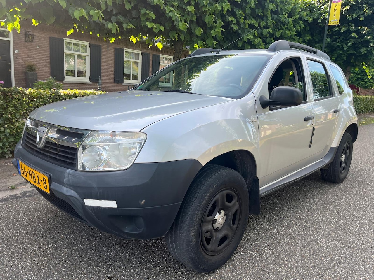 Dacia Duster - 1.6 16V - AutoWereld.nl