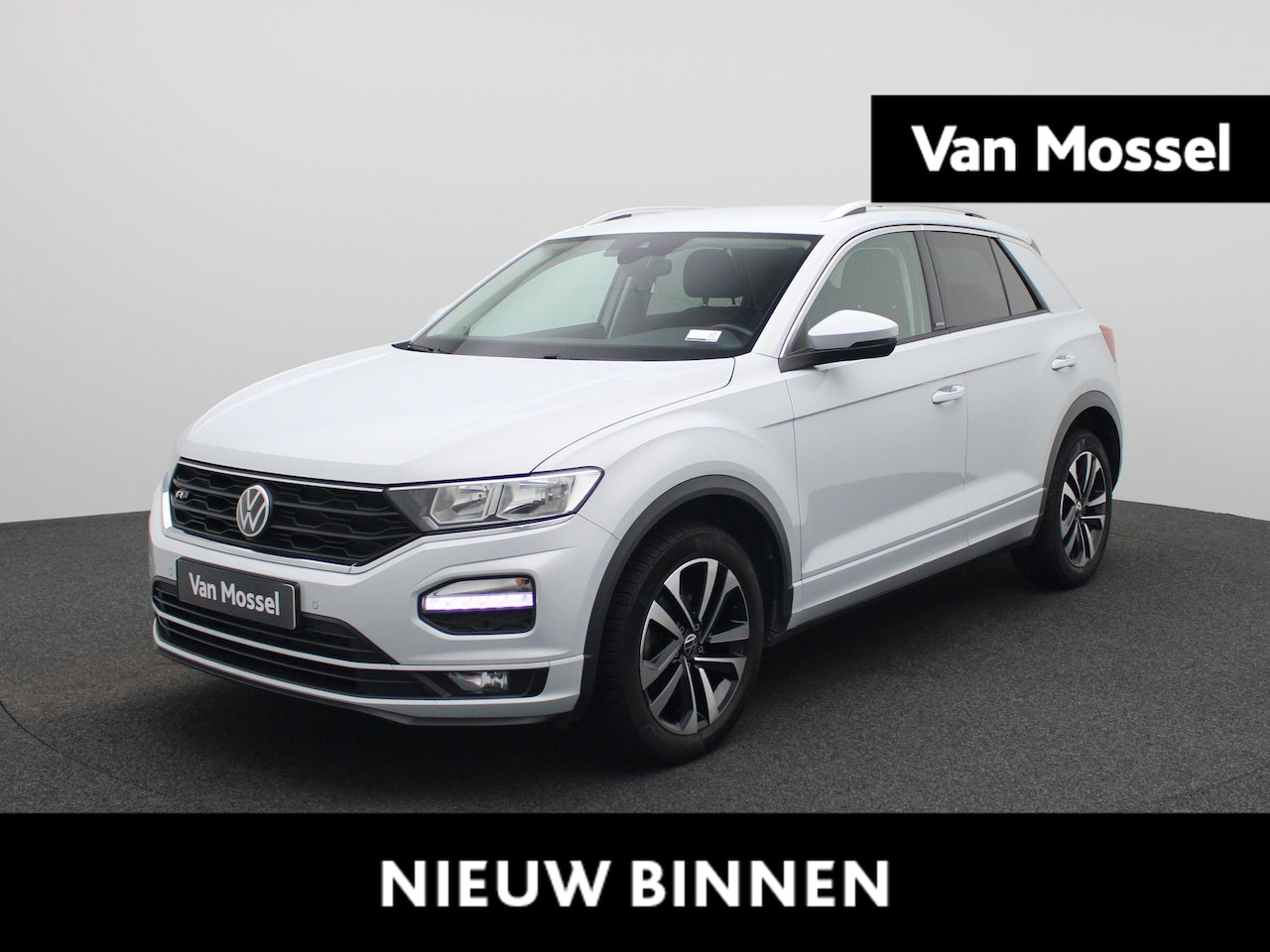 Volkswagen T-Roc - 1.5 TSI 150PK R-Line | NAVIGATIE | BEATS AUDIO | STOELVERWARMING | CAMERA - AutoWereld.nl