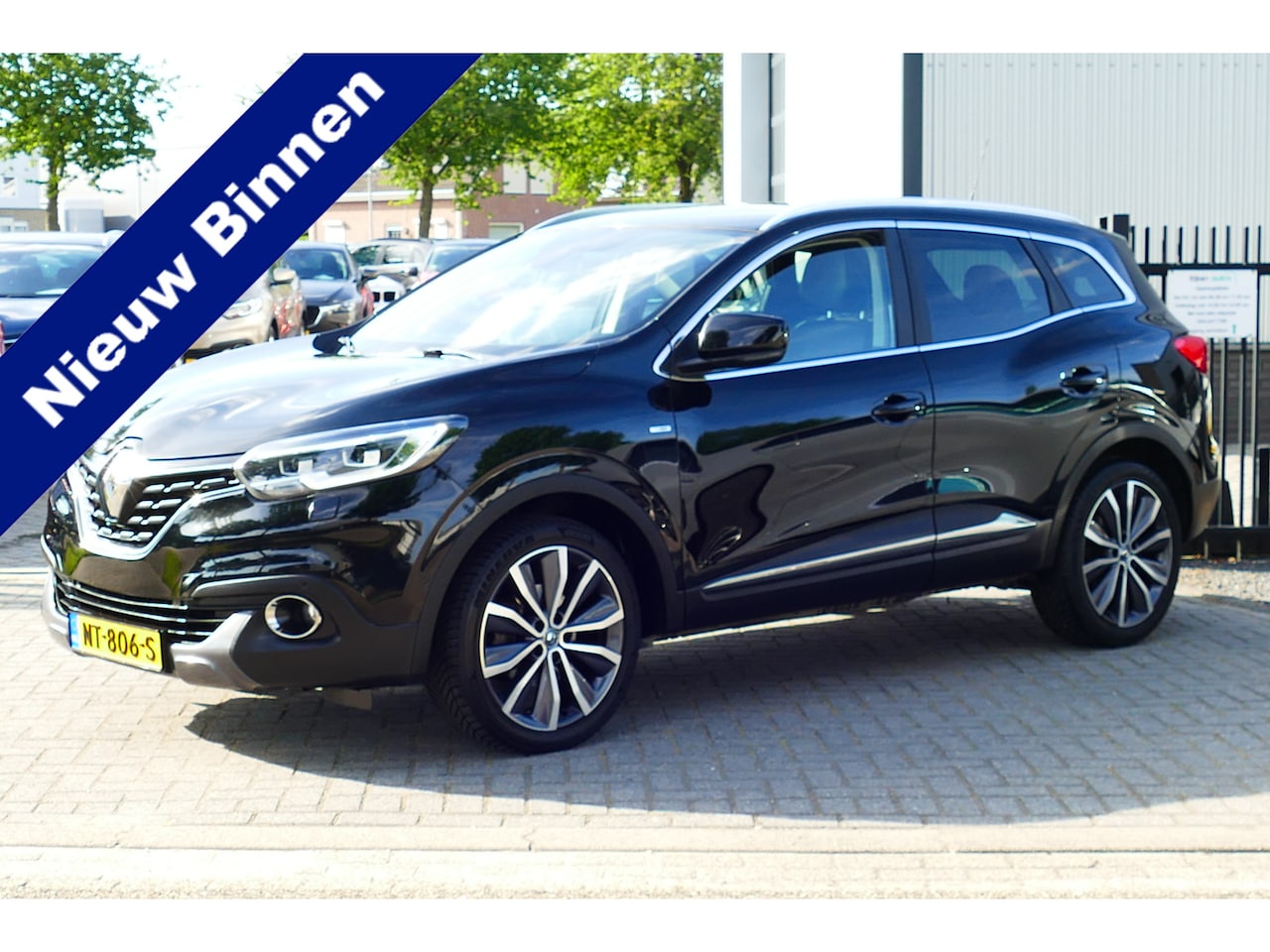 Renault Kadjar - 1.2 TCe Bose. Half Leer, StoelVerw, Camera, 19"LMV, Haak 1500kg - AutoWereld.nl