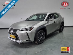 Lexus UX - 250h Luxury Line / PDC / Leer / Trekhaak