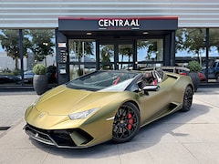 Lamborghini Huracán - 5.2 V10 Performante Spyder Lift|Sport-Seats|Sensonum-Audio|640PK|Camera