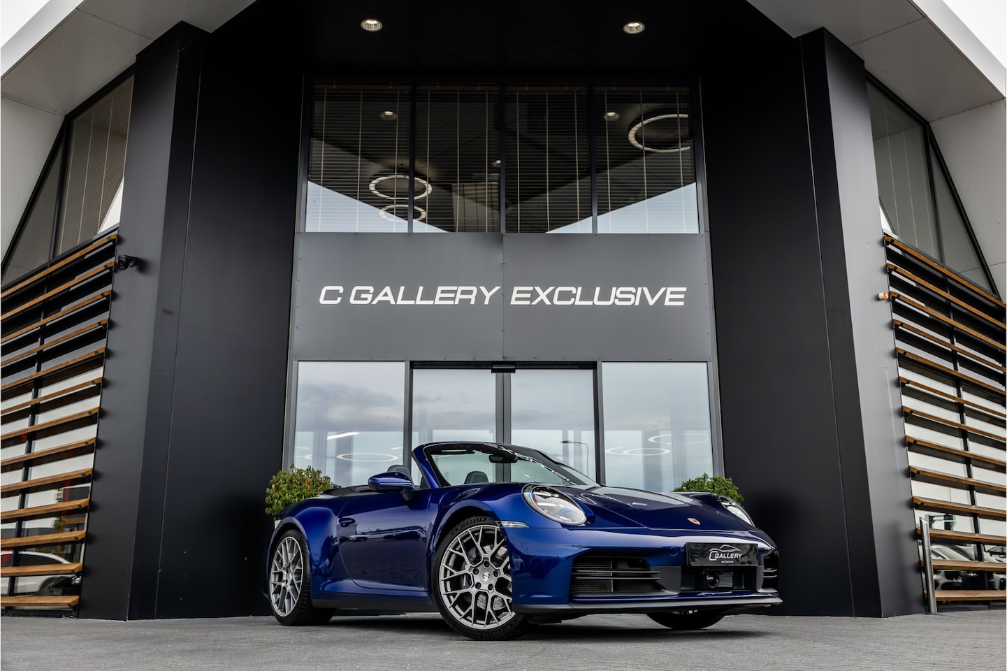 Porsche 911 Cabrio - 3.0 Carrera - Sport Chrono + | Bose | Stoelkoeling | Memory | 360 Camera - AutoWereld.nl