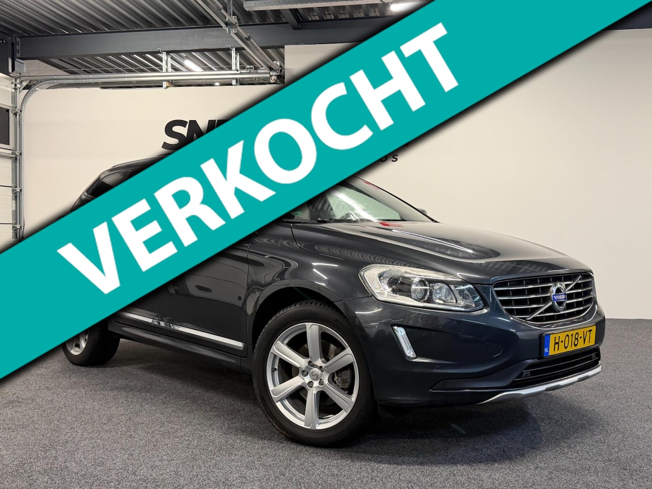 Volvo XC60 - |D5|AWD|pano|trekhaak|goed onderhouden| - AutoWereld.nl