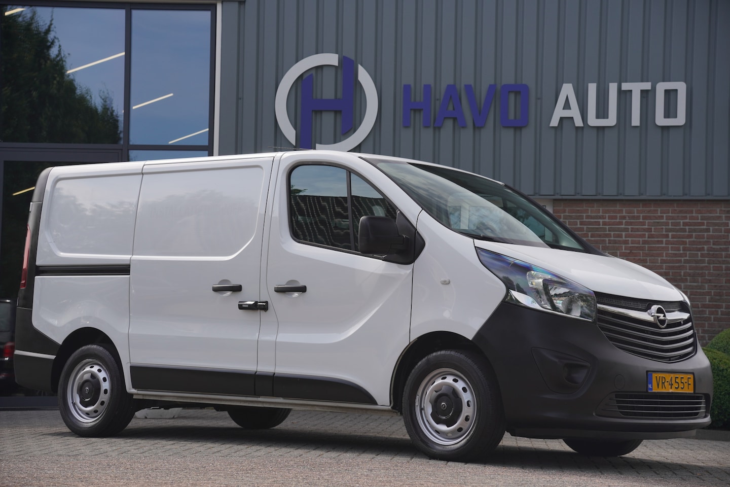 Opel Vivaro - 1.6 CDTI L1 Edition EcoFlex, AIRCO, TREKHAAK, NAP - AutoWereld.nl