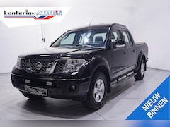Nissan Navara - 2.5 dCi LE Double Cab 5 persoons uitv Airco
