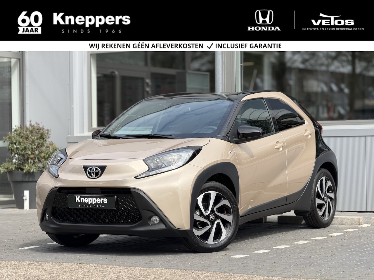 Toyota Aygo X - 1.0 VVT-i MT Pulse | GEEN AFLEVERKOSTEN | Apple/Android, Cruise control, 17inch velgen, Vo - AutoWereld.nl