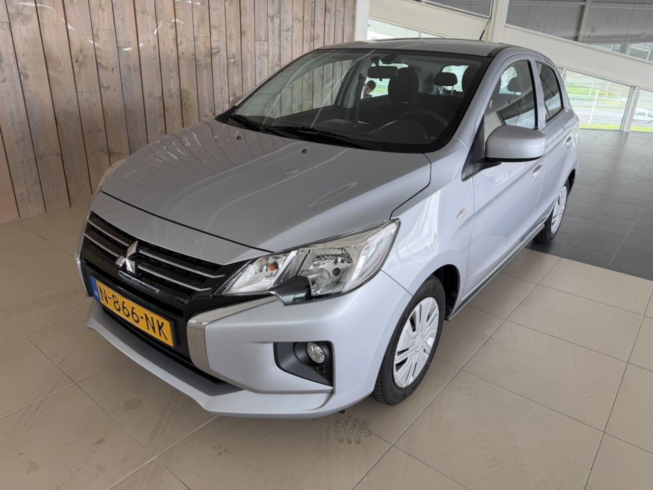 Mitsubishi Space Star - 1.2 Cool+ 1.2 Cool+ - AutoWereld.nl